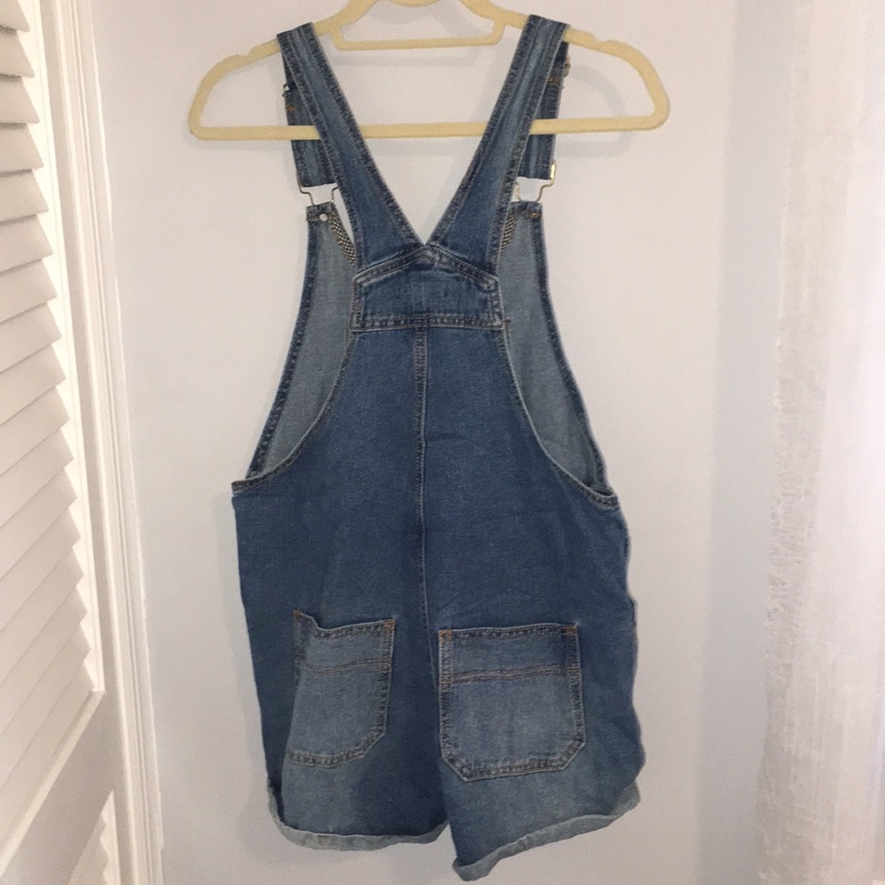 Denim Overalls ! - Picture 2 of 4